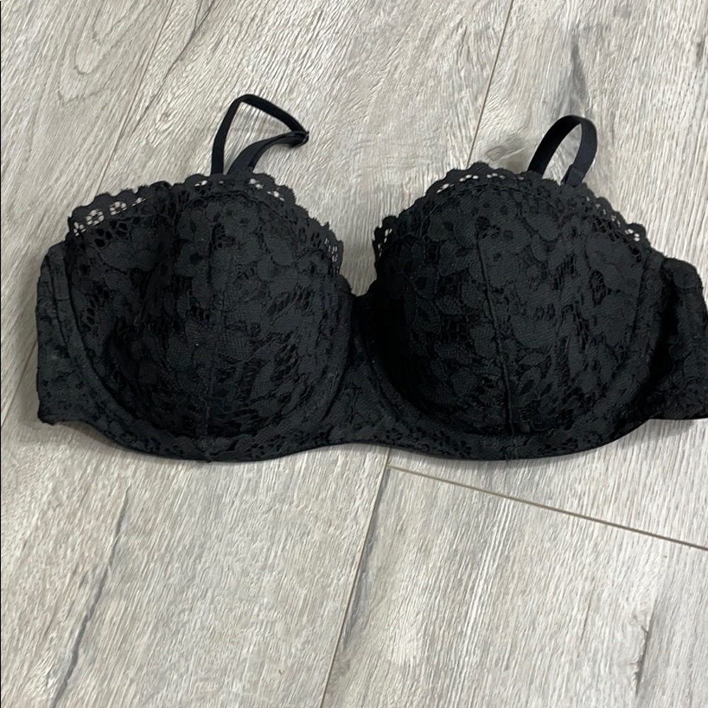 VS black lace bra